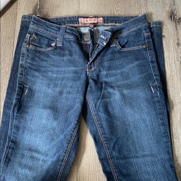 Jeans - Picture 2 of 3